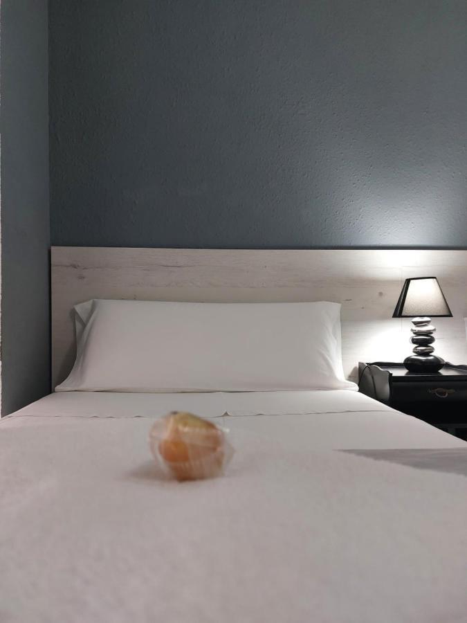Pension Saint Mateo Logroño Esterno foto
