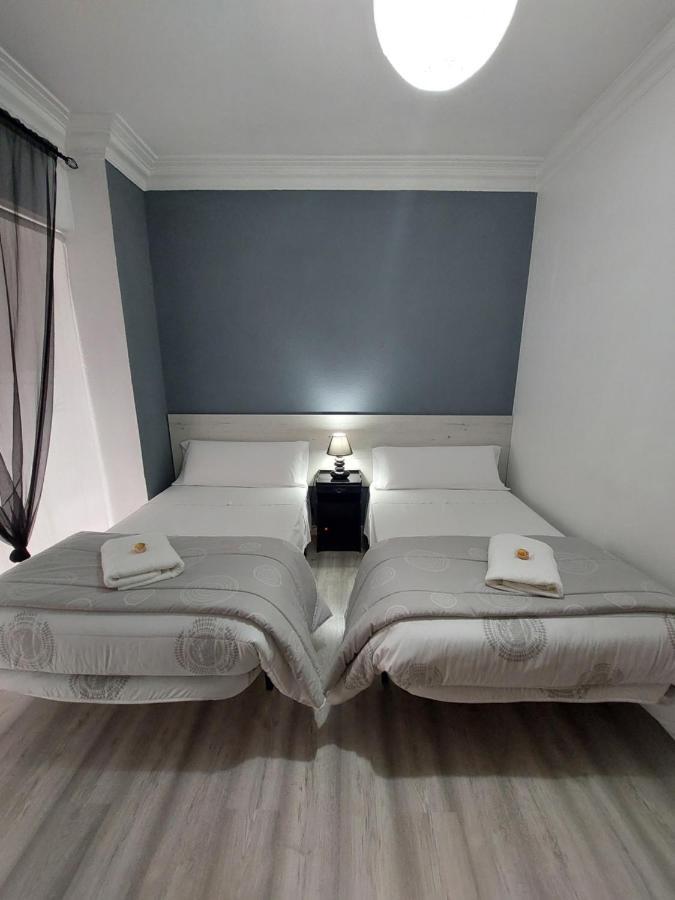 Pension Saint Mateo Logroño Esterno foto