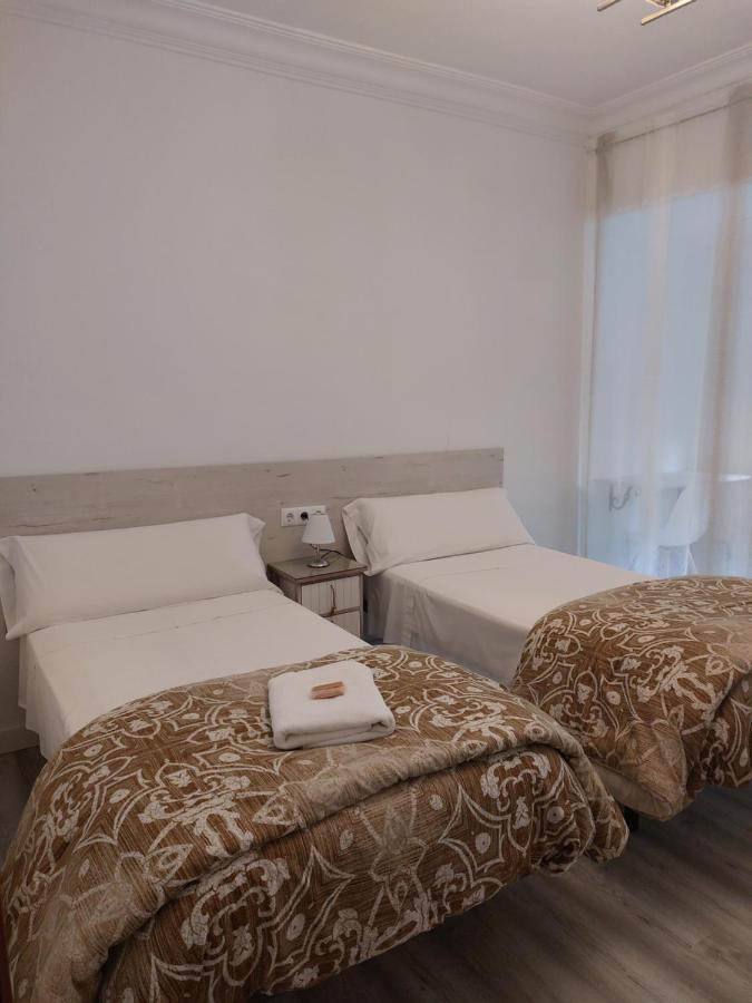 Pension Saint Mateo Logroño Esterno foto