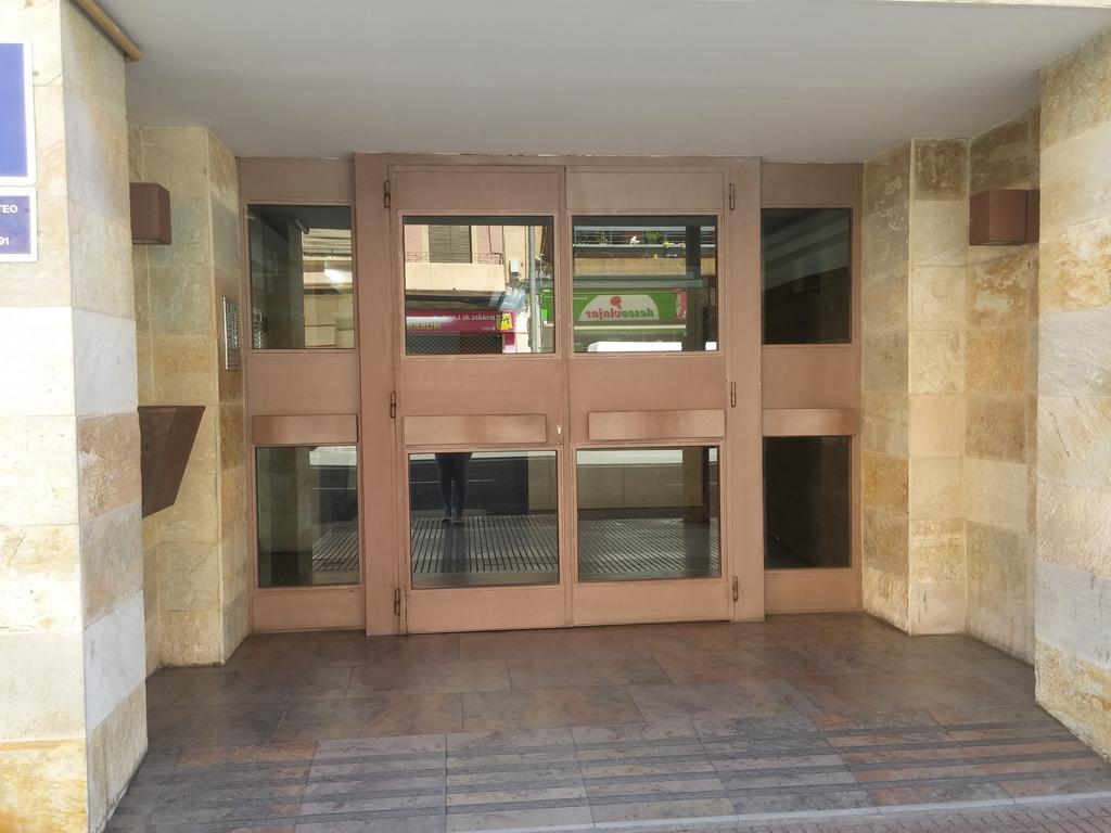 Pension Saint Mateo Logroño Esterno foto