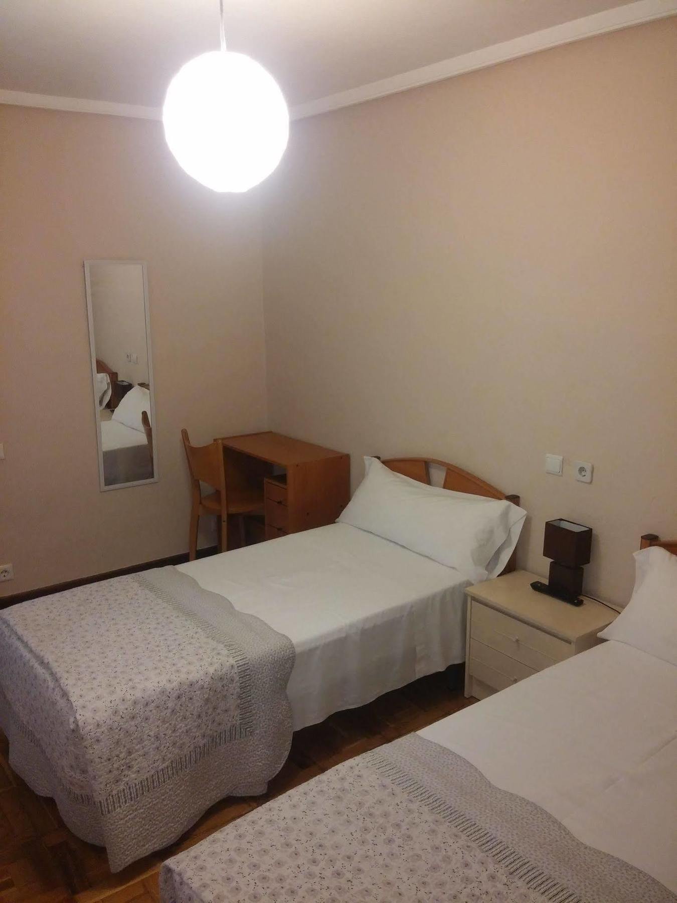 Pension Saint Mateo Logroño Esterno foto