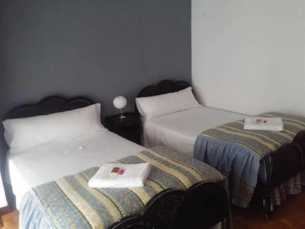 Pension Saint Mateo Logroño Esterno foto
